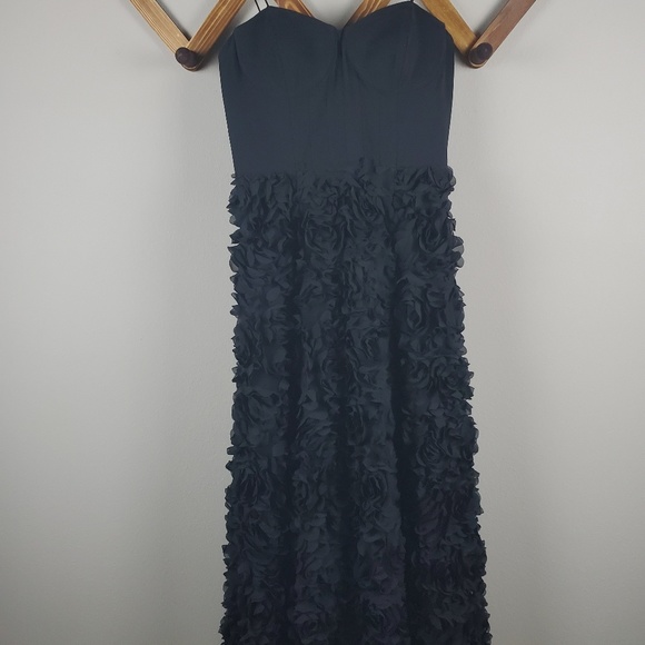 Black Floral Evening Gown - Picture 1 of 4